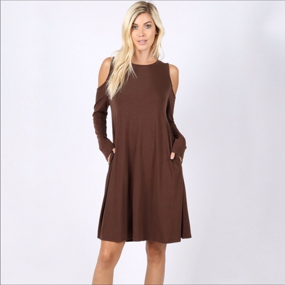 Hunter Green Long Sleeve Cold Shoulder Dress - Picture 5 of 7